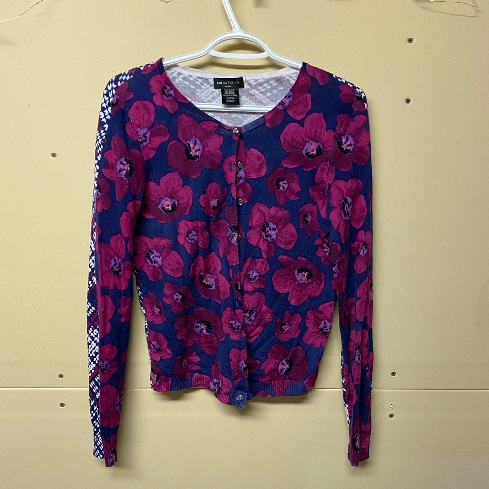 2/$30⚡️- CARDIGAN | Women’s Lord & Taylor cardigan size medium petite